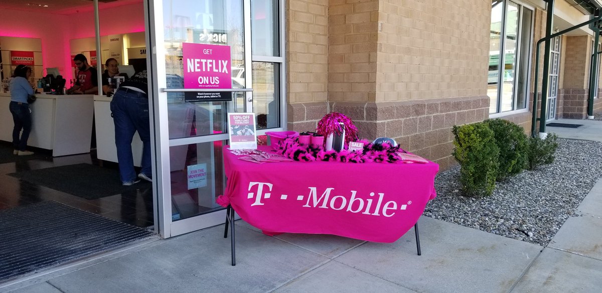 NazzaroTom's tweet photo. Come join the party! We have amazing deals for everyone!  #AreYouWithUs #NERULES @JohnLegere @thayesnet @B_Bossy828 @an55004 @dkensey https://t.co/hT6WMPrF0Z