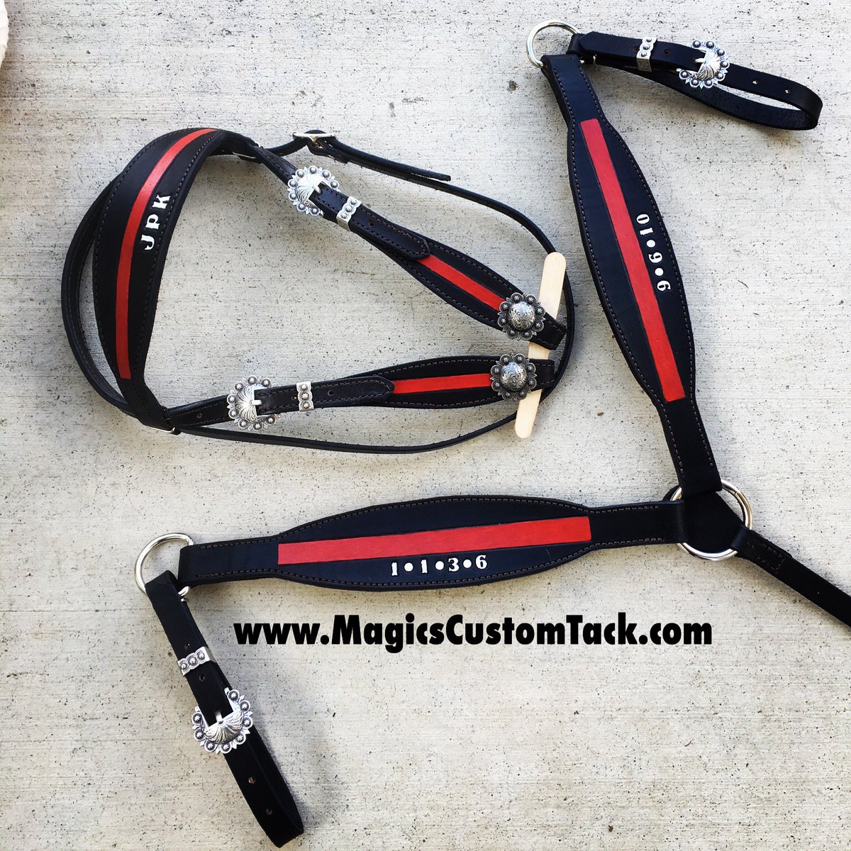 Custom ordered thin red line memorial set ❤️ Email magicscustomtack@hotmail.com to see about ordering your own 
#thinredline #firefighter #tackset #customtack #handmadeintheusa #magicscustomtack