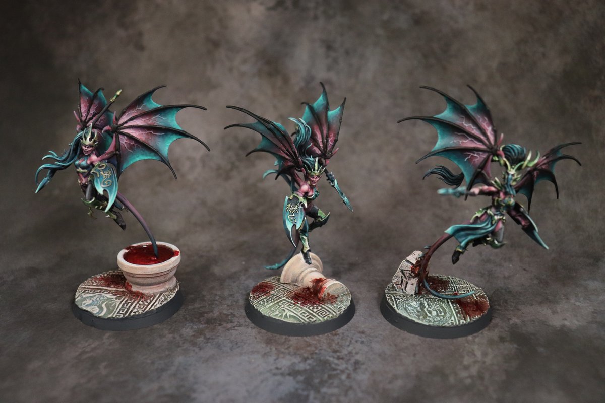 warhammerweekly's tweet photo. Le't Rend some hearts from our foes! My first unit of Khinerai are ready to descend from the sky of the Mortal Realms. They'll get you and your little dog too! #Warmongers #PaintingWarhammer https://t.co/3xzoxlYOJi