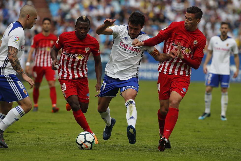 Lo nuevo de <a href="/murciglero/">Javi Montoya</a> en @masalmeria: 'Si no es por irme' - masalmeria.com/barra-libre/si…