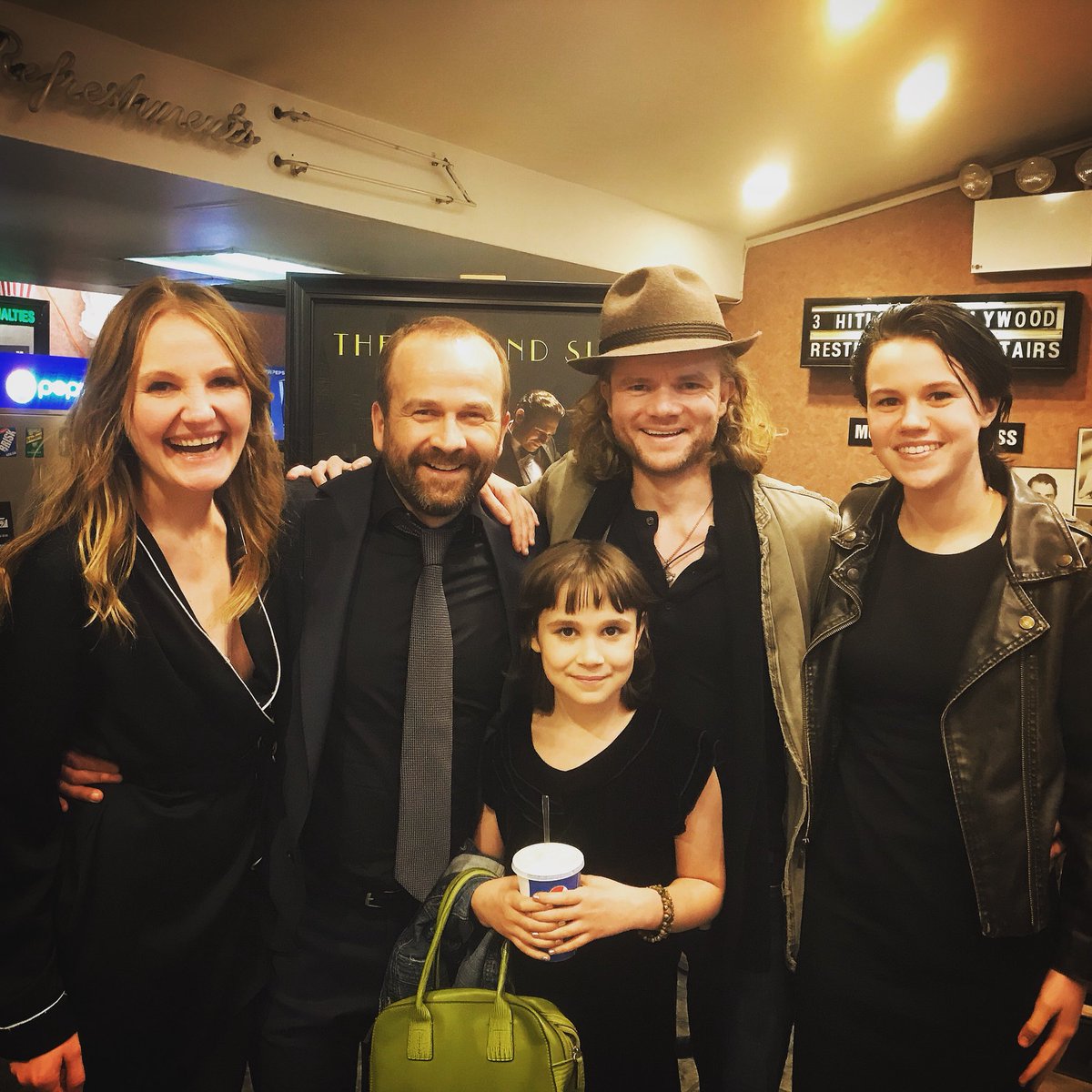 RealPeterHalpin's tweet photo. GREAT fun last night watching our brother @realciaranbyrne SHINE in #TheSecondSun @ManhattanFF with @GinaCostigan #TheMarvellousMrsMabel &amp; #EllaEnchanted #film #family #brother #sisters #support #IrishTalent #NewYorkCity #MakeItHalpin 💪🏼🇮🇪🇺🇸👍🏼 P x https://t.co/BELR9d8qyo