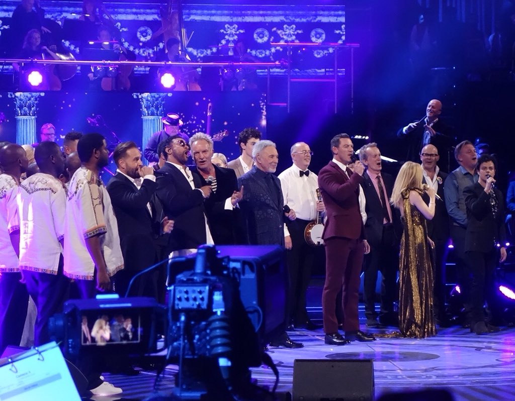 neets2341's tweet photo. A great privilege to celebrate the Queen’s 92nd Birthday at the @RoyalAlbertHall #QueensBirthday https://t.co/JBbBMU5kqB