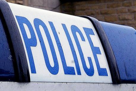 Man arrested after police officers attacked in East Finchley times-series.co.uk/news/16176321.…