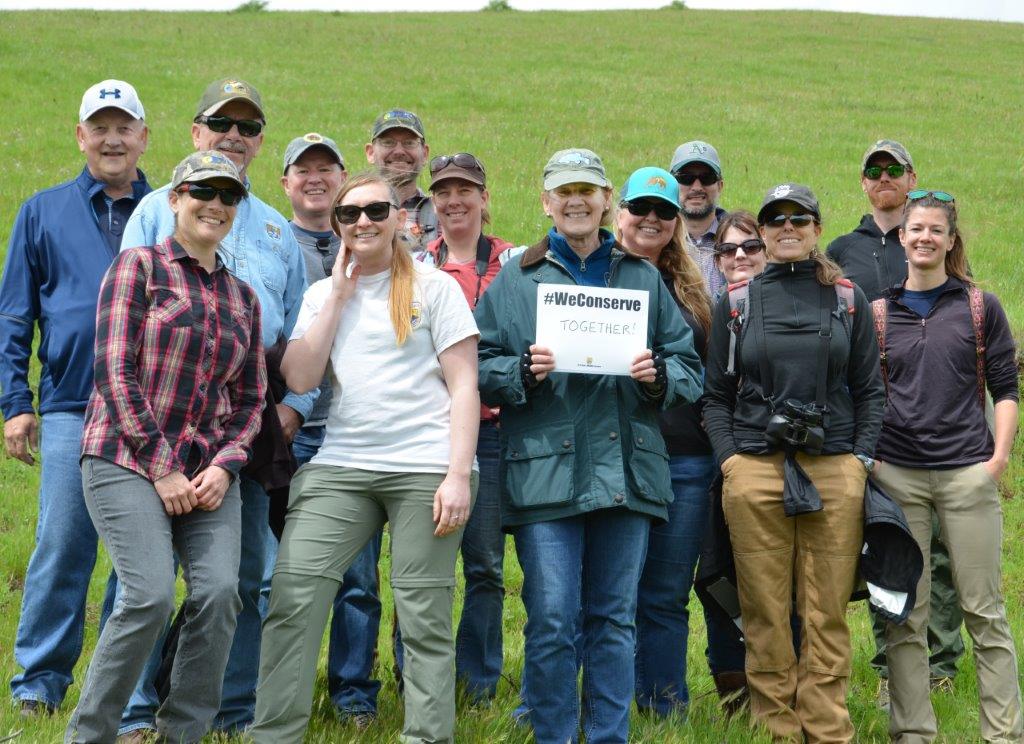 USFWSSac's tweet photo. It's #EarthDay & #WeConserve with our partners! https://t.co/mUbE2ZDt4H 🌎🌍🌏 #conservation #wildlife #EarthDay18 https://t.co/oGdLc0NwVp