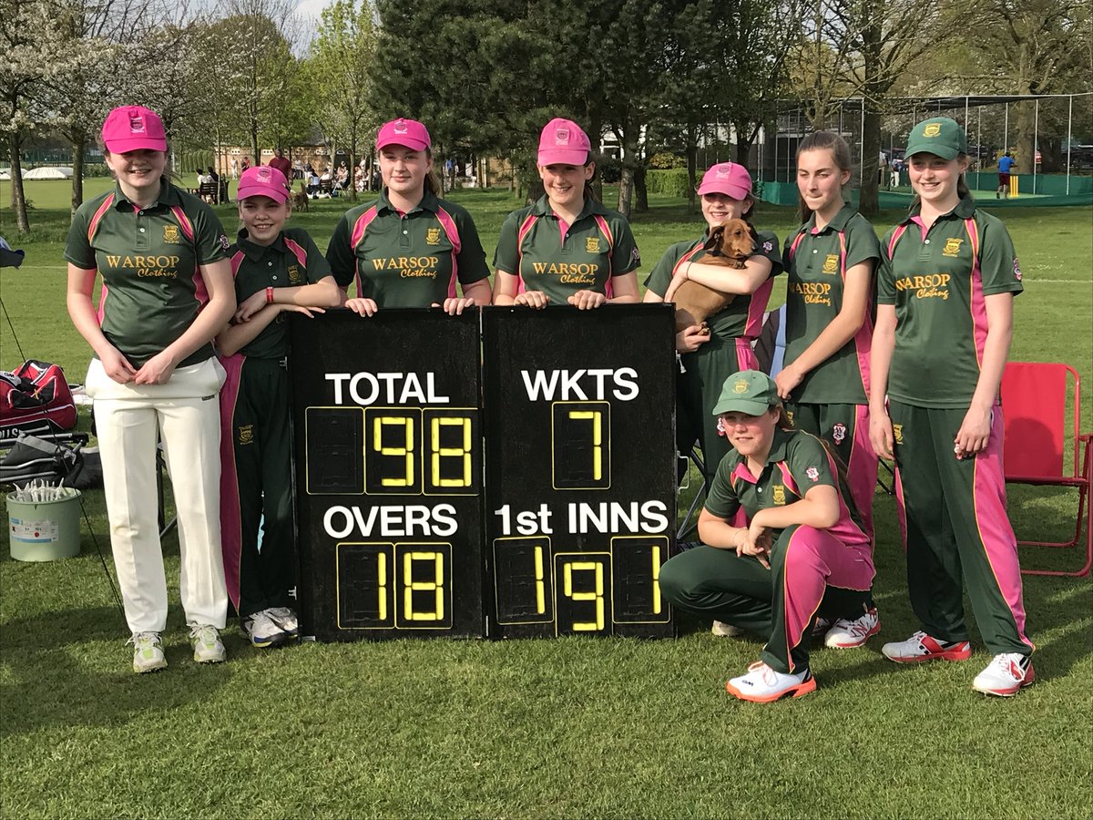 CCCWillows's tweet photo. A fantastic start to the season for the U13’s, bowling out @HuttonCCWomen in the #LadyTavs T20 Cup to win by 93 runs. Jess 2-11 and Zoe 2-10 leading wicket takers, Ava top scoring on 28 #alwaysfriendly #round2herewecome https://t.co/hNaBCTZNVo