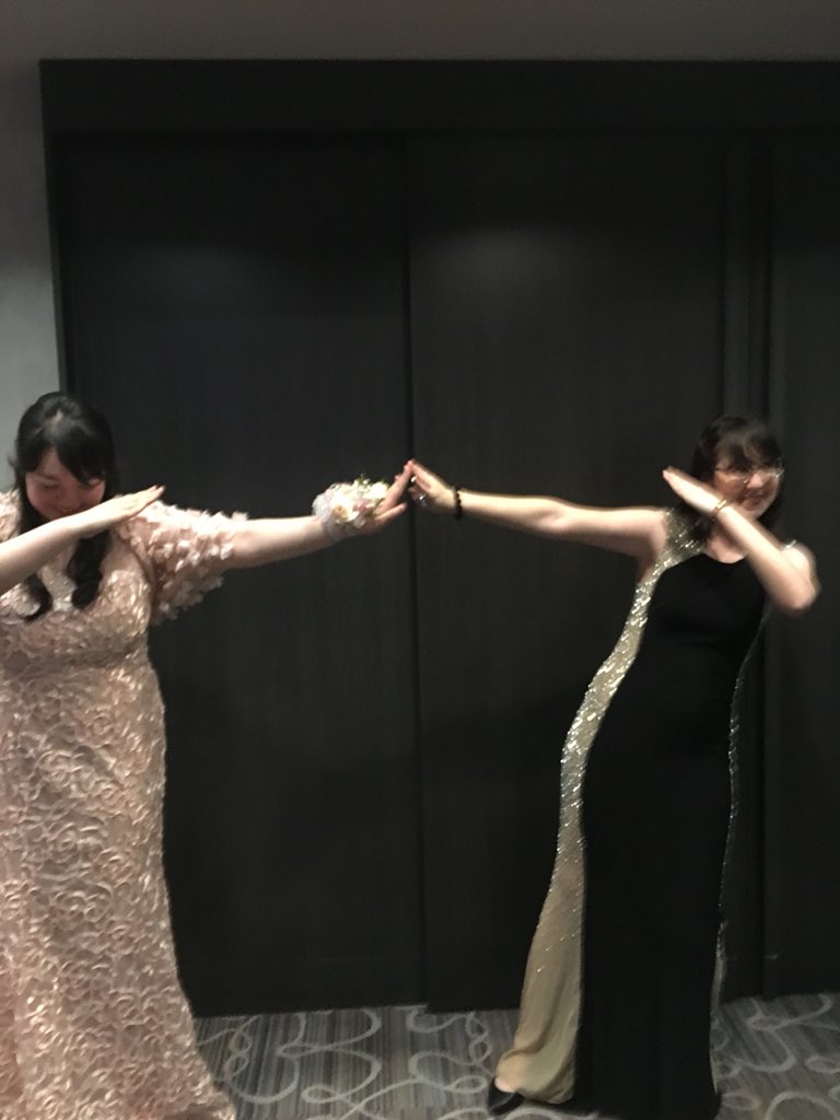 dollydulcet's tweet photo. prom :b https://t.co/fl6vj3Y8BF
