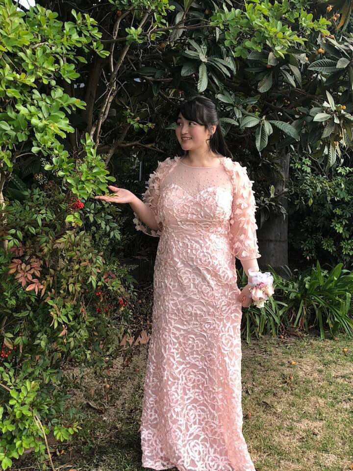 dollydulcet's tweet photo. prom :b https://t.co/fl6vj3Y8BF