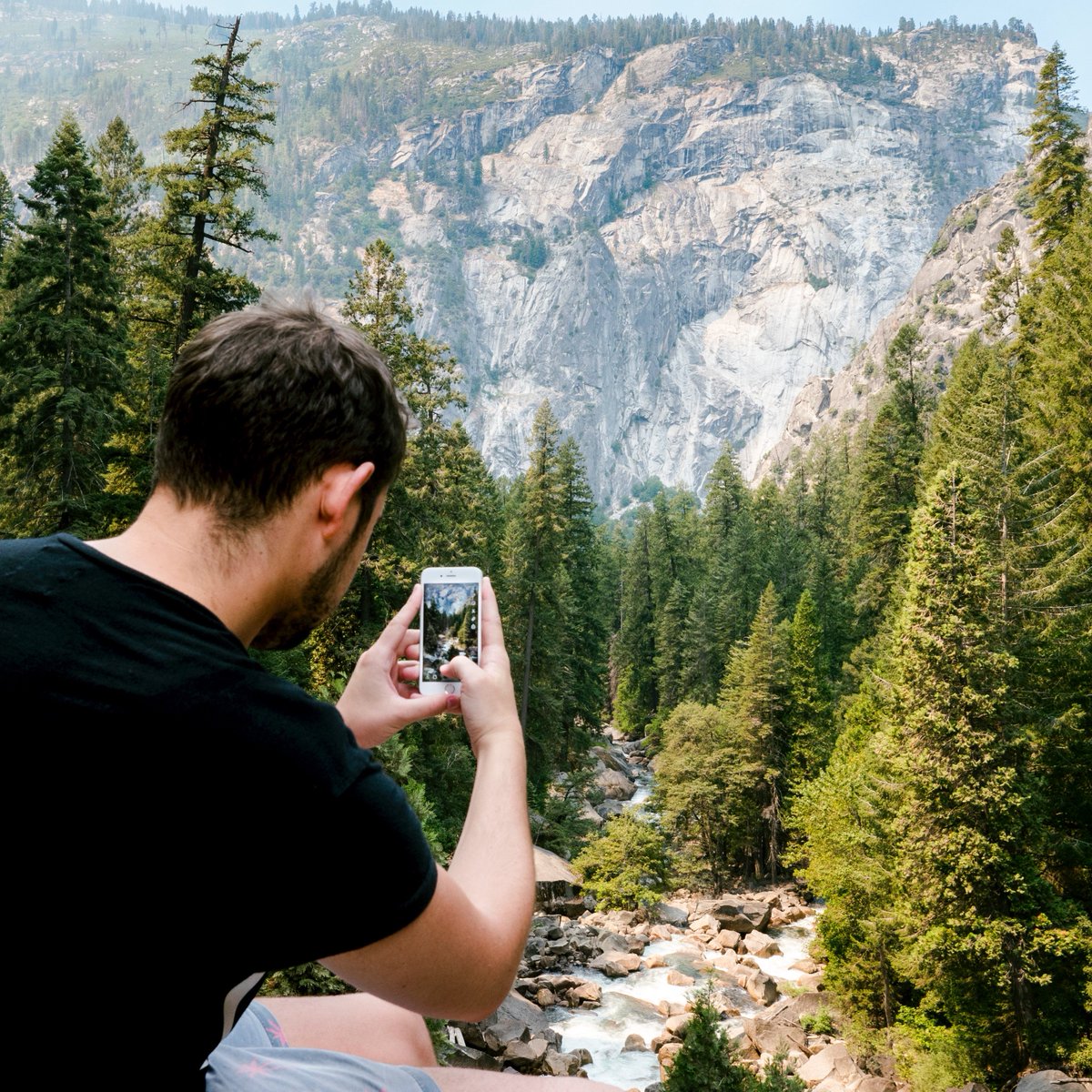 SharePhotosApp's tweet photo. Happy #EarthDay! We hope you're able to enjoy being outdoors and celebrate everything this earth has to offer today. https://t.co/p5TGQFVnSj