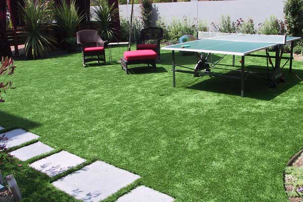 Today is #EarthDay! 🌎 Learn more about what makes #SYNLawn the environmentally friendly choice for your artificial grass in Arizona! bit.ly/2vvsI4O