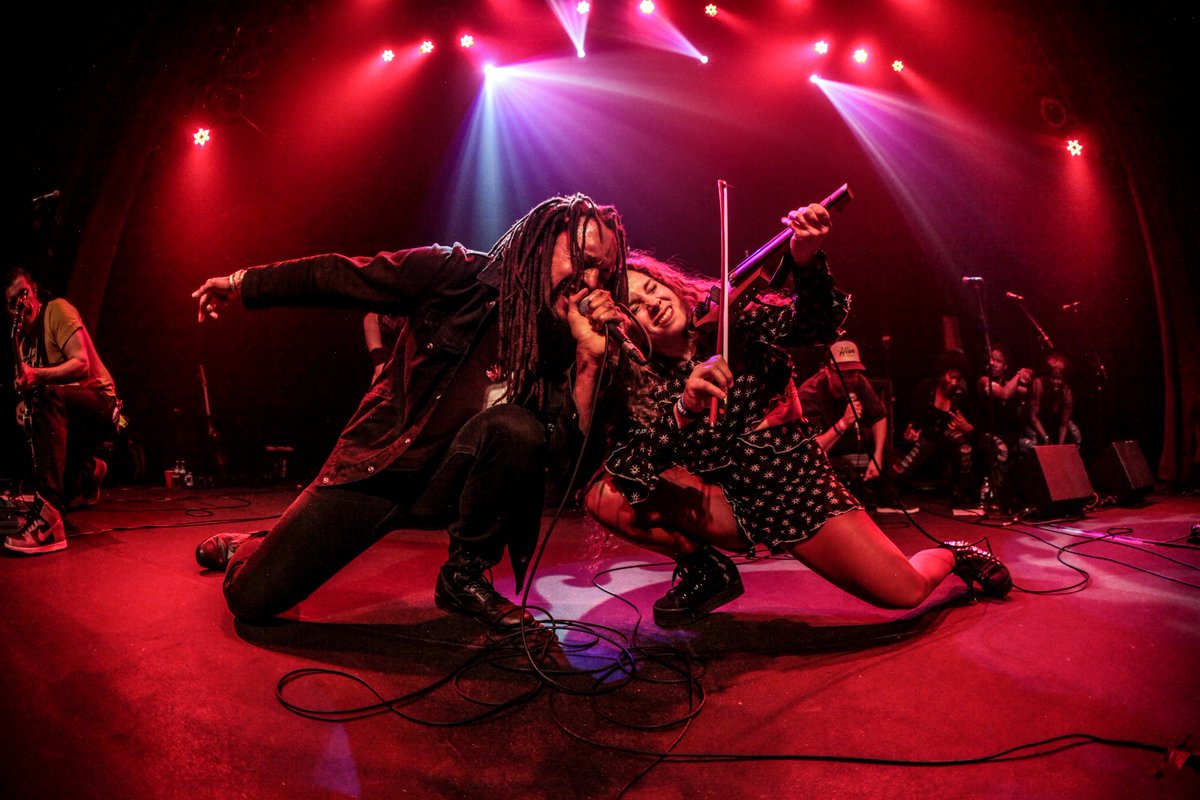 AitchEye's tweet photo. .@flobots headlining The Rocky Mountain Tree Festival .@gothictheatre .@Flobot5 .@sprightlysound .@whoisBrerRabbit 

More at https://t.co/aqnStH0SeW

#NOENEMIES https://t.co/MH8zzs6Si9
