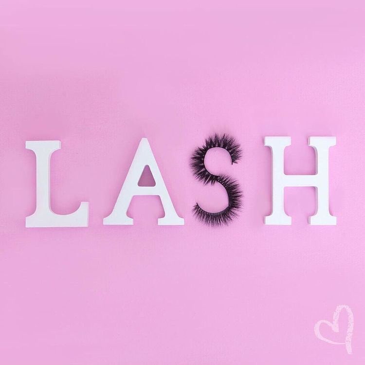 #clickthelinkinmybio to purchase the BEST mink lash strips 🔥📲 @_badgalbeautybar ✨🎀 #badgal #beautybar #minklashes #minklashstrips #lashstrips #minklashextensions #lashtech #lashtechnician #mobilelashtech #beauty #minkhair #humanhair #lashes #lashaholic #bundledeals #cosmetics