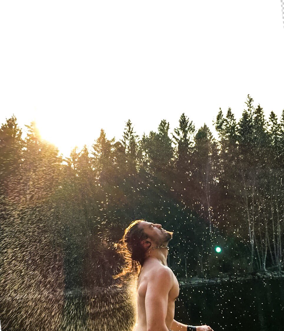 ZachWHarrison24's tweet photo. Don’t hate the merman , hate the mer-game #merman #travel #Sweden https://t.co/vxKxSHJD14