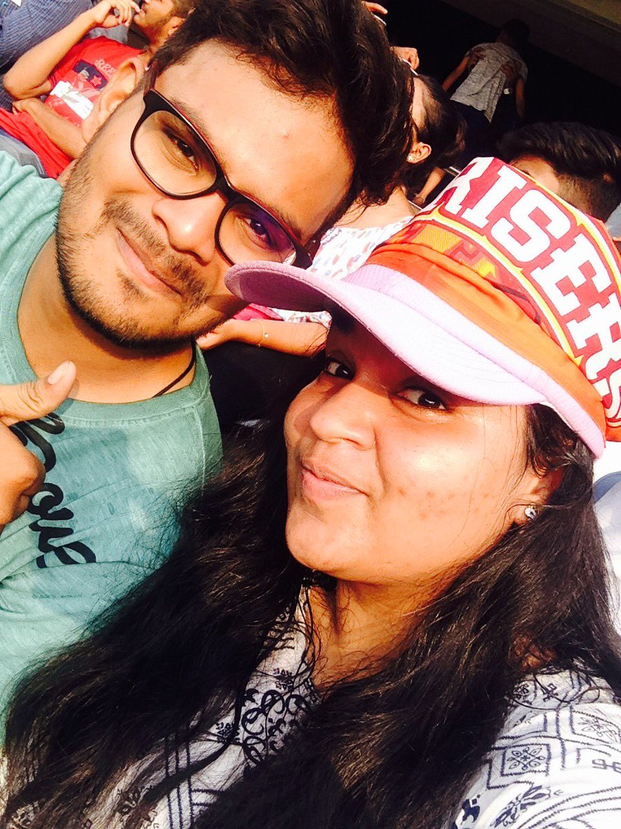 vinu_96's tweet photo. What a nail bitting match it was...till the last ball 🤘🏻Though srh couldn't make it :( This ones for you Dhoni ❤️#Whistlepodu 😺 #SRHvsCSK https://t.co/OOBSqUi1IS