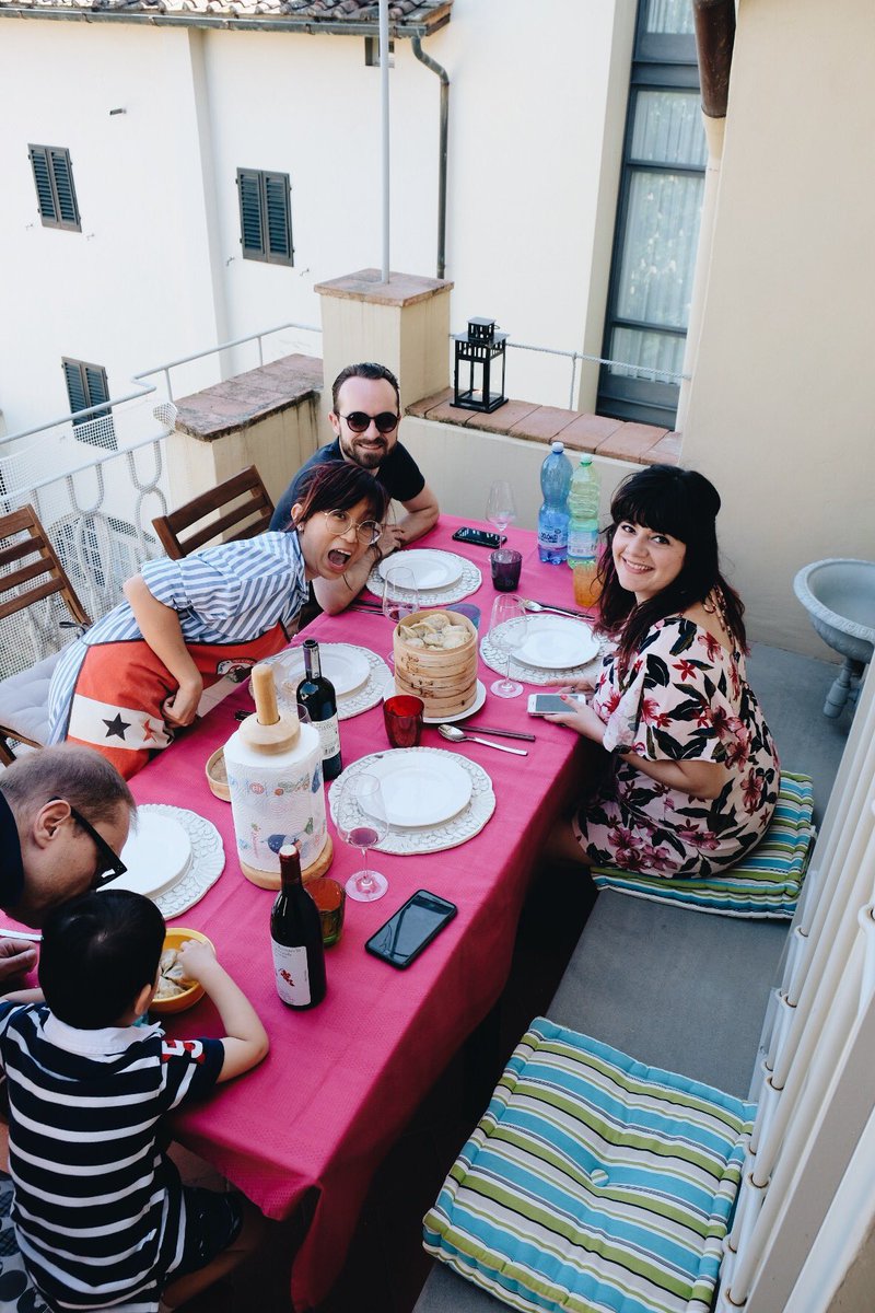 girlinflorence's tweet photo. Yesterday @curiousappetite and I learned how to make Chinese dumplings with the lovely @staialborgo. While my dumpling-folding skills are seriously lacking, we had a blast and lunch was delicious. Here’s how you can do this in #Florence too https://t.co/jqNZf4Jk0E https://t.co/KkVUm28ejx