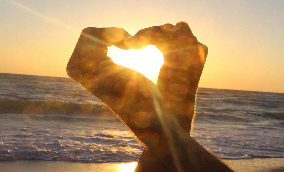 StlStanding_Mag's tweet image. Don’t Forget: The Silence That Cuts Even Deeper stillstandingmag.com/2018/04/dont-f…