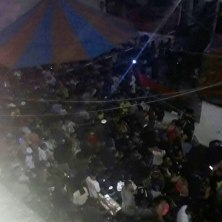 caldeiraoff's tweet photo. OBRIGADOS A TODOS QUE VEM ABRAÇANDO O EVENTO 💢💥💃, ISSO E SWINGUEIRA DO FF PARANDO TUDO MAIS INFORMAÇÕES NA PÁGINA OFICIAL @Swingueira_ff https://t.co/UL34r2abGy