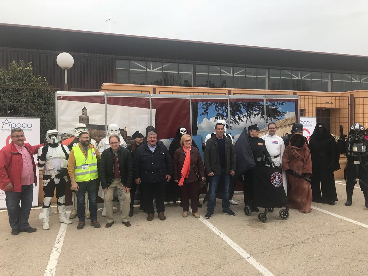 Acompañando a <a href="/ApacuCuenca/">Apacu</a> en el desfile de <a href="/legion501/">501st Legion - Spanish Garrison</a> en Villamayor De Santiago, broche de oro para la III Semana de concienciación sobre los trastornos del neurodesarrollo. <a href="/Ramon_Perez_T/">Ramón Pérez Tornero</a> @AmeliaLopezRuiz