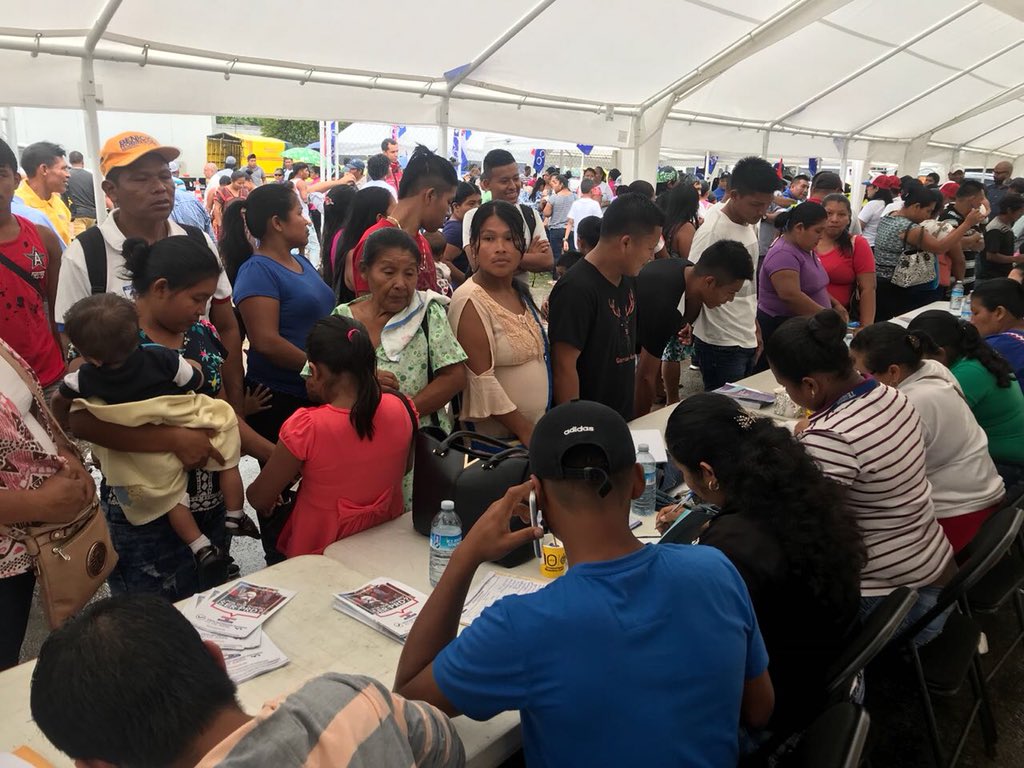 PRDesPanama's tweet photo. En la Sede Regional de Bocas del Toro en Finca 8, Changuinola cientos de nuevos copartidarios se inscriben en las filas del @PRDesPanama porque #JuntosTodoEsPosible #InscripcionesPRD https://t.co/nuDIGzlNJh