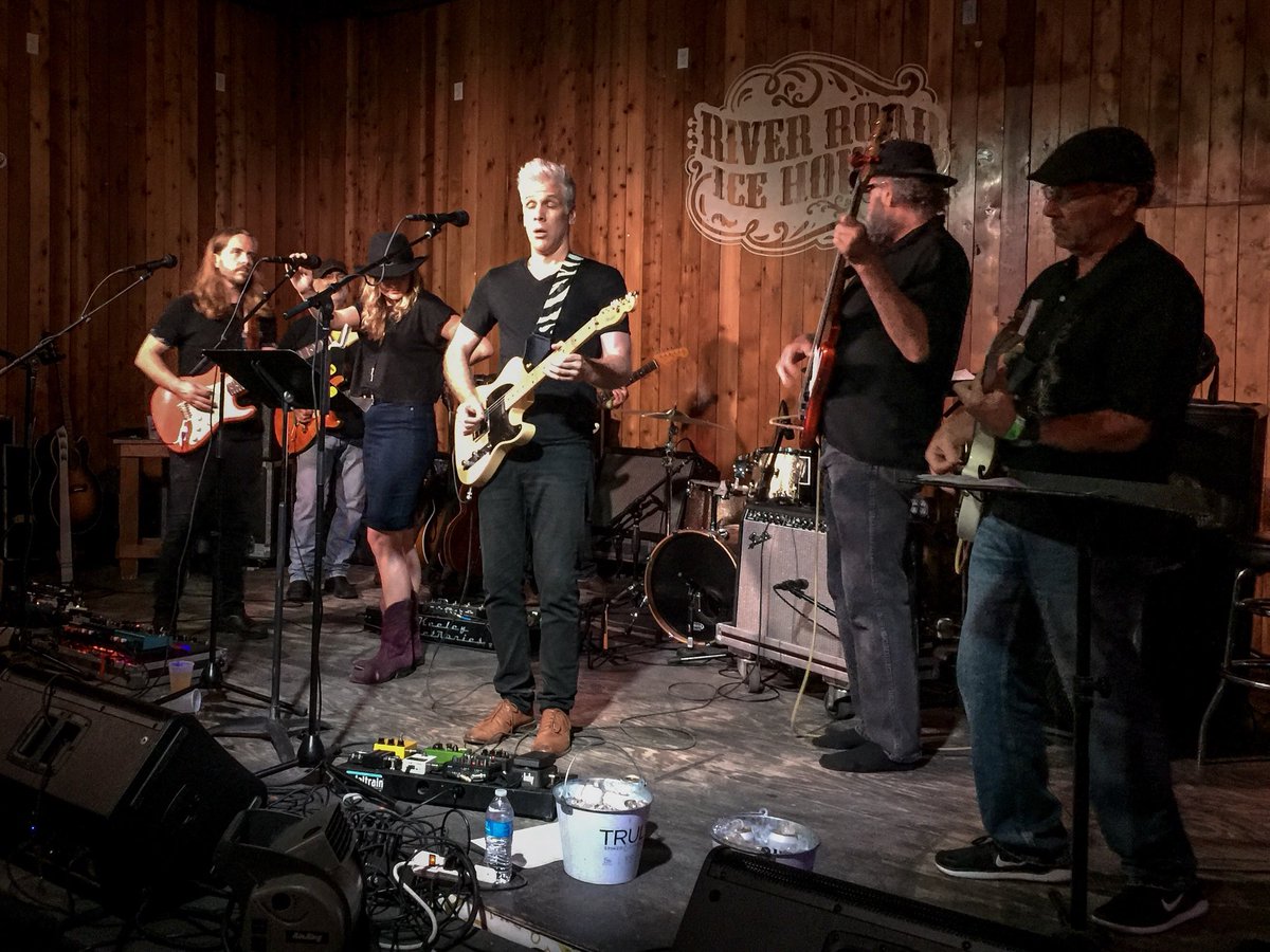 79Aspen's tweet photo. Thank you to all the organizers, staff, volunteers & bands for a very special evening. Texas hospitality at it’s best! @tuningoutcancer event benefiting #campDiscovery #tuningoutcancer @Tweetjakec @RiverRdIceHouse 📷 credit @Freedom60487 https://t.co/vXt6GFoj9A