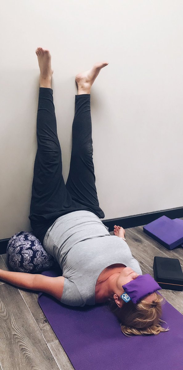 MNezbedova's tweet photo. Restorative yoga in Yew tree studio. Join yogabatics every Sunday at 3pm 
Martina ☀️ https://t.co/Q3yAu91v4q