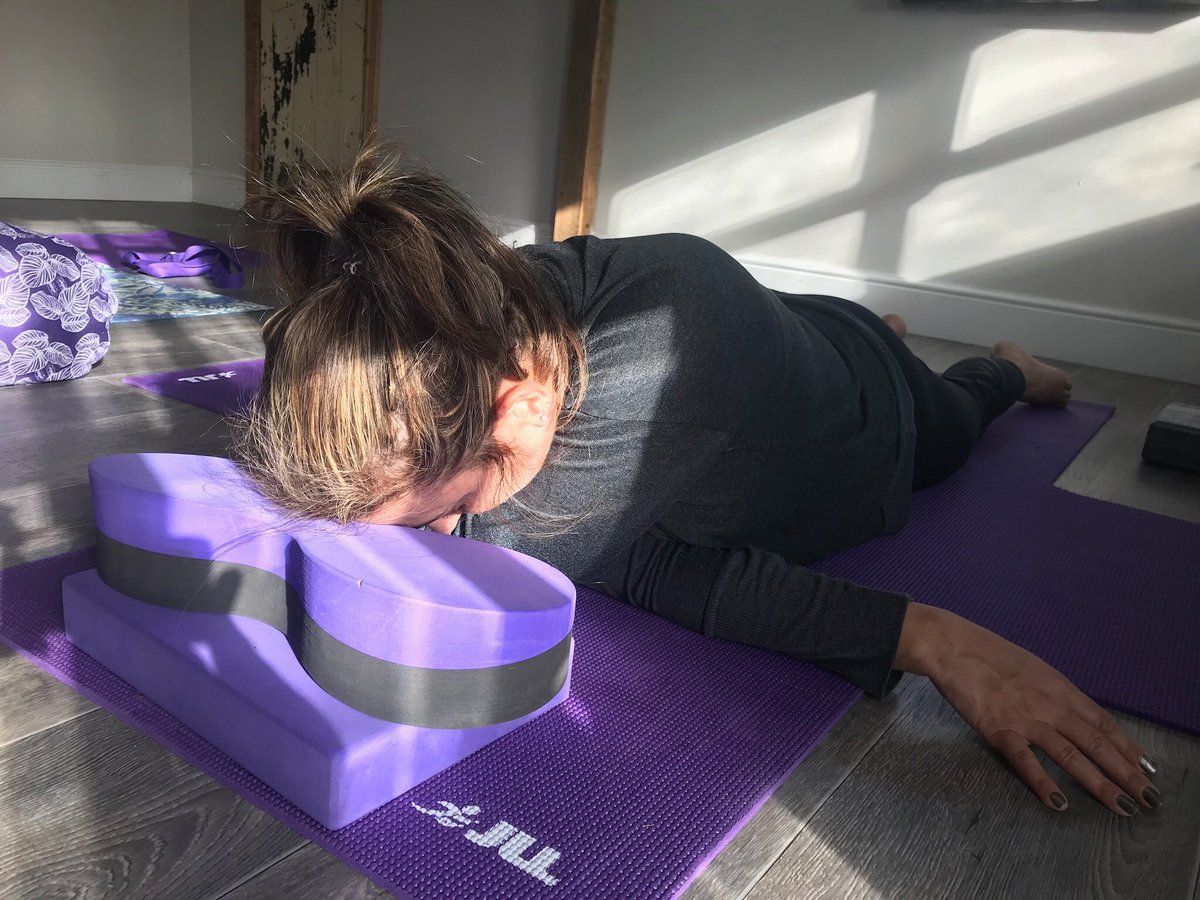 MNezbedova's tweet photo. Restorative yoga in Yew tree studio. Join yogabatics every Sunday at 3pm 
Martina ☀️ https://t.co/Q3yAu91v4q