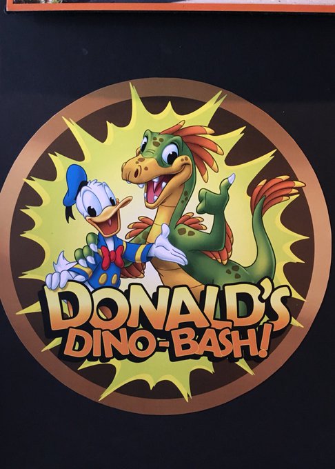 ドナルドファミリーが勢ぞろい Wdw Donald S Dino Bash は 常設 に Update