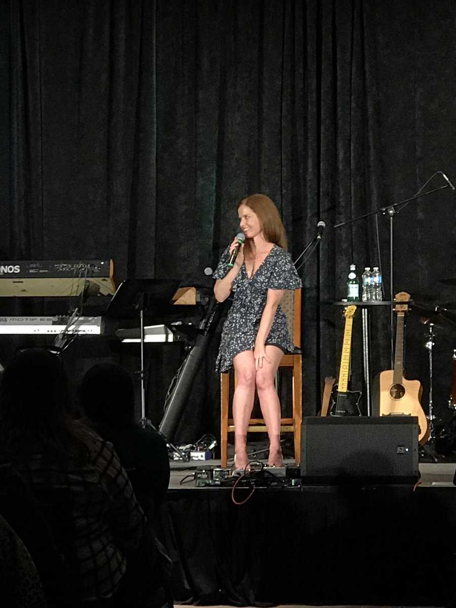 StarsIsButch's tweet photo. Bex is KILLING ME THIS FINE MORNING #OUATChi https://t.co/ewGCicKZCF