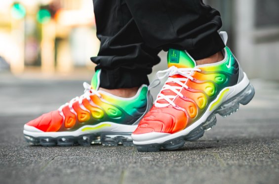 rainbow nike air vapormax plus shoes