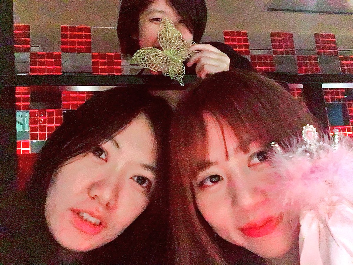 Hisututuzi's tweet photo. 日曜日本番！昼公演・夜公演終了しました(o^^o)
初めて色々と関わった舞台はスタッフとし��でしたが色々と勉強になりました(*_*)

キャストが若くて体力が凄すぎる〜(＞＜)
でも、、楽しーーい♡♡ https://t.co/1rUSSklneJ