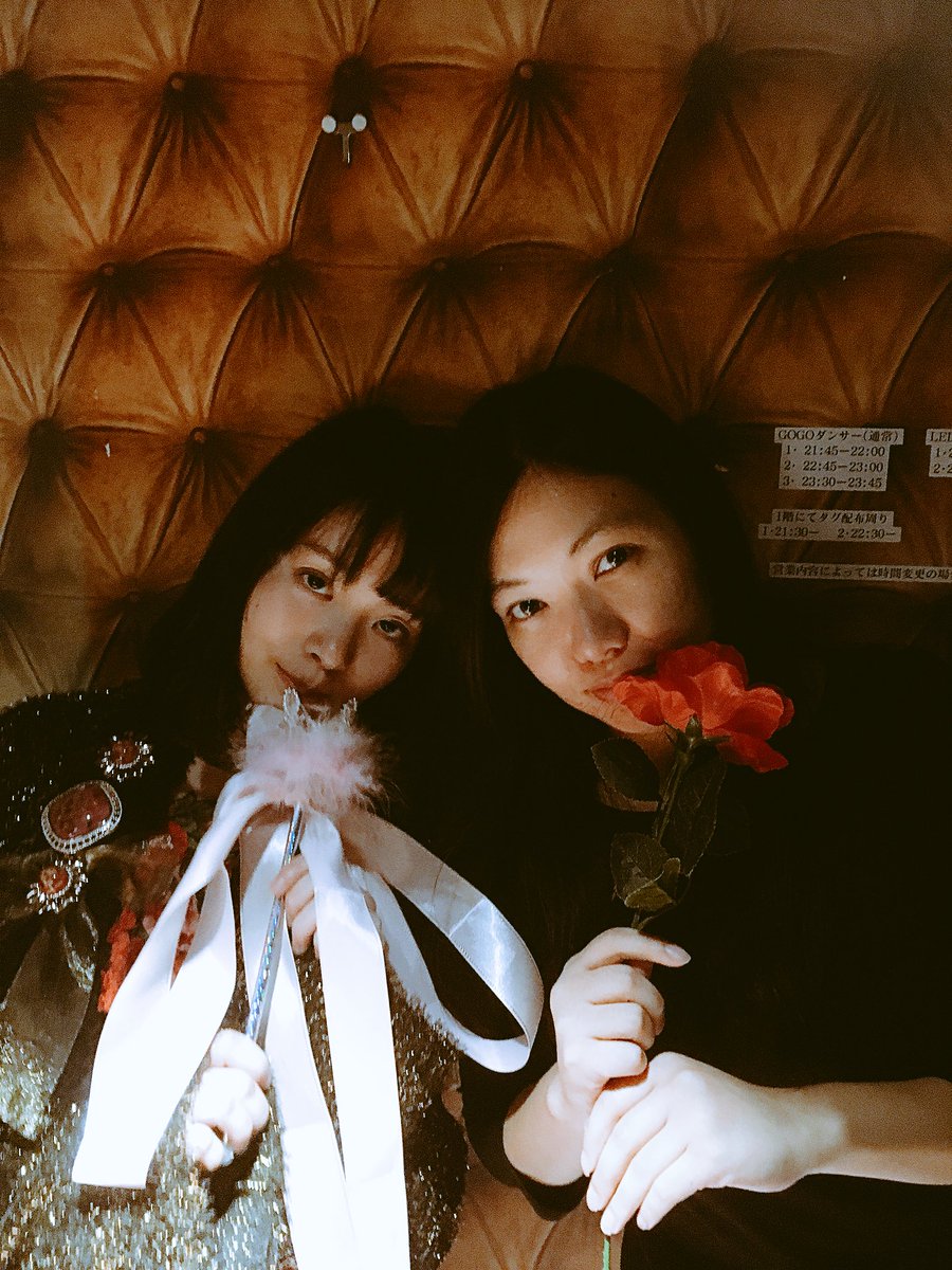 Hisututuzi's tweet photo. 日曜日本番！昼公演・夜公演終了しました(o^^o)
初めて色々と関わった舞台はスタッフとし��でしたが色々と勉強になりました(*_*)

キャストが若くて体力が凄すぎる〜(＞＜)
でも、、楽しーーい♡♡ https://t.co/1rUSSklneJ