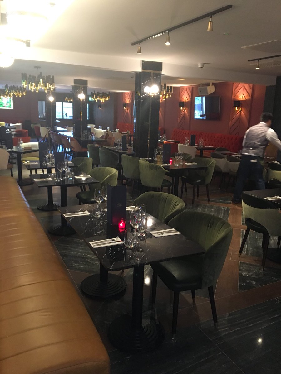 CaddieTours's tweet photo. Final
Night at @Iveaghgardenhot after a 10 Day trip attending pre and post @MeithealIreland #Meitheal2018 #MeetTheBuyer2018 https://t.co/F9H7E1OFJV