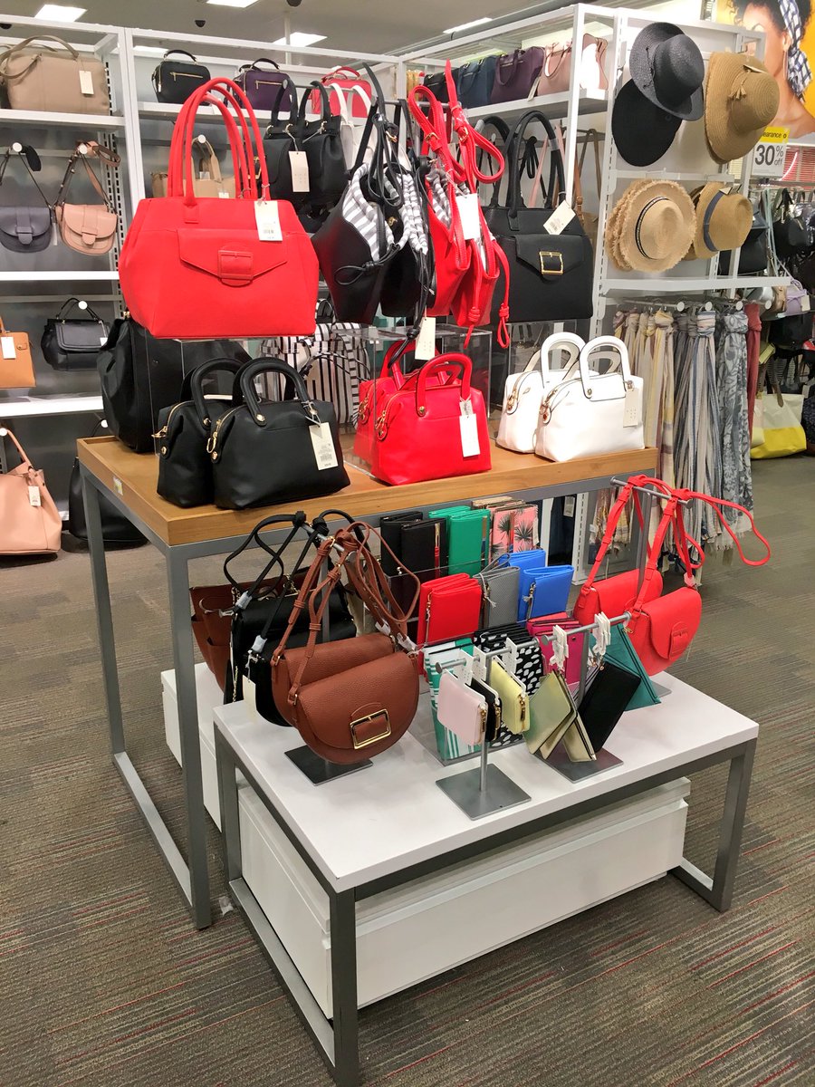 SarahStyle985's tweet photo. Sunday Funday! 🌻We’re thinking spring here at @Target, Strongsville. 🌸 So many new colorful accessories, handbags, &amp; more! #Target #TargetStyle 💐 https://t.co/r8YYHZlGhm