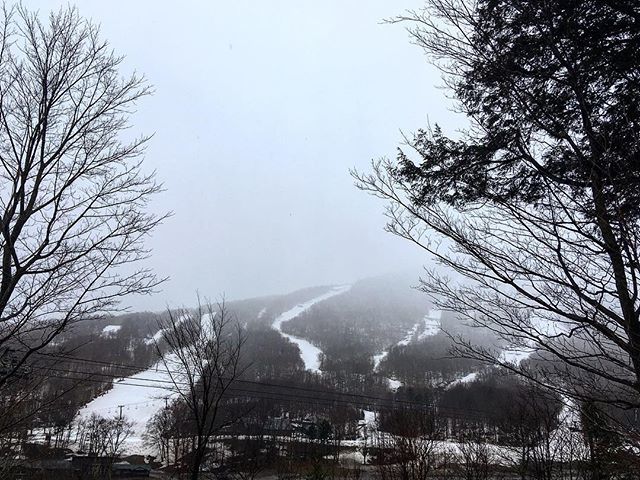 Beautiful drive up into Stowe to check out the skiing runs .
.
.
.
.
#c2ccruisin #vermont #stowe #skistowe #gorving #rvlife #rvliving #travelgram #getoutside #goexplore #optoutside #camplife #truckcamper #lancecamper #fordstrong #rvlifeclub #fulltimenoma… ift.tt/2HCZeDz