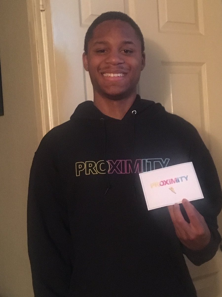 GoodAcefighter's tweet photo. Thanks for the card, Blake! You made me feel special! ❤️😁 #PRXMusic https://t.co/hTgY03R6km