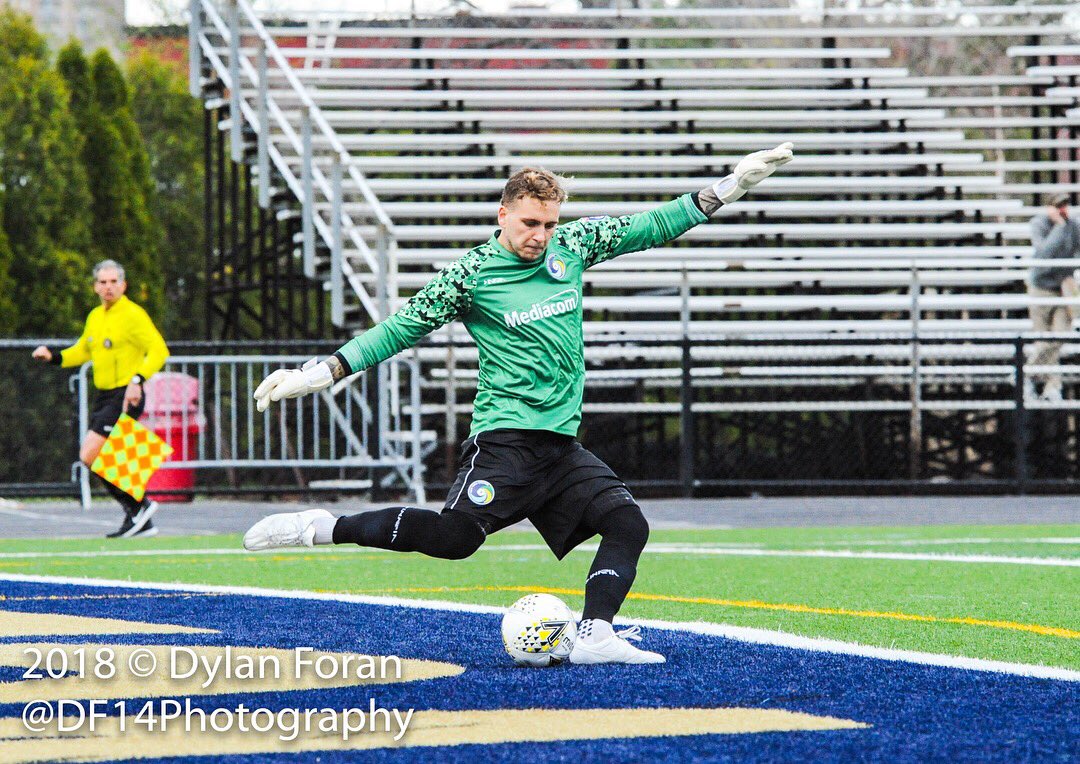 DF14Photography's tweet photo. A few photos from tonight’s match @BostonCityFC @NYCosmos #Lions #NPSL #Cosmos #NewBalance https://t.co/XyY9uTu2yt
