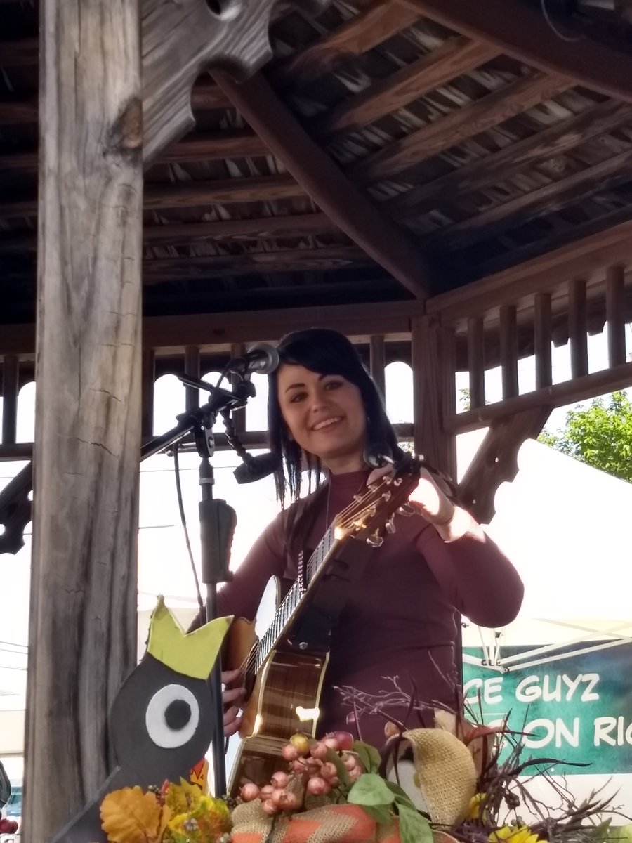 MusicFan2014's tweet photo. @Alayna924 Here's some you could see better in... https://t.co/tk14xwXLvR