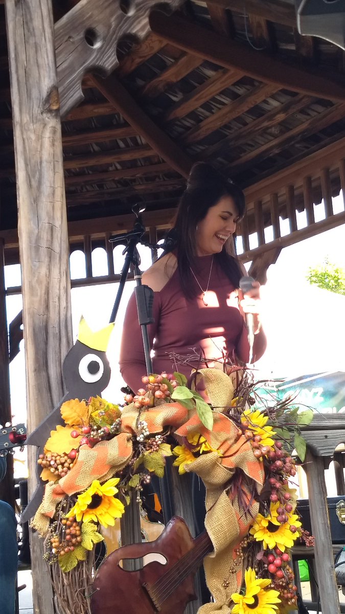 MusicFan2014's tweet photo. @Alayna924 Here's some you could see better in... https://t.co/tk14xwXLvR