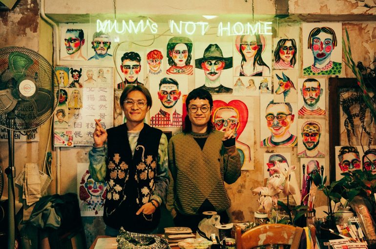 StillLoudHK's tweet photo. MUM’s NOT HOME: These companions of 16 years created a queer space—with leafy plants, sparkly curtains, and a side of cheesecake. by @ArthurityTam

https://t.co/iDWKlUBR4G https://t.co/tyC32myJME