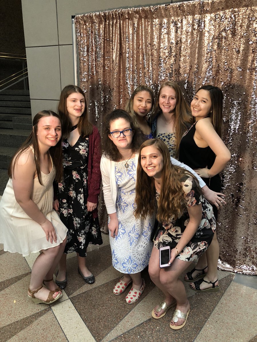 BestBuddiesYHS's tweet photo. Best Buddies Prom = Pure Joy! Thank you to everybody who made it possible. What an incredible night filled with incredible people💙 https://t.co/24FuFjlr4p