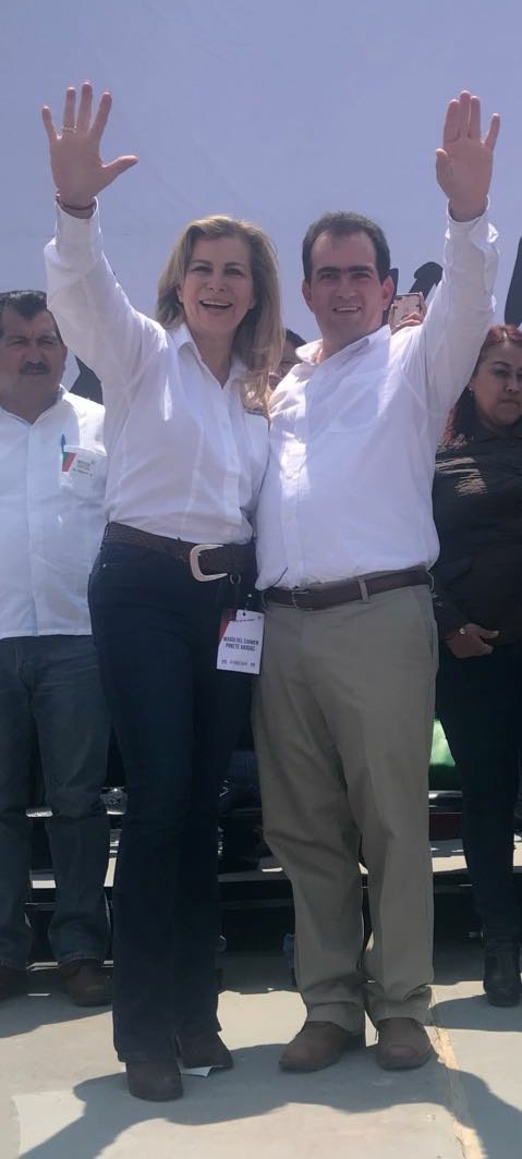 mcpinete's tweet photo. "Juntos antepondremos trabajo, futuro y esperanza" @Pepe_Yunes 

#PepeGobernador #VamosAGanar #VeracruzUnSoloEquipo https://t.co/gHcaqh4JGS