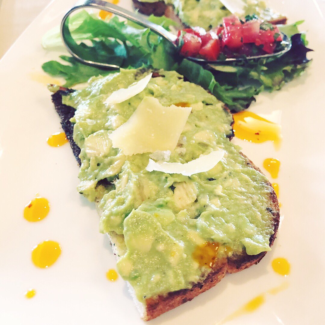 ClrmtVillage's tweet photo. Brunch at @TuttiMangia after the #FarmMark is our new Sunday morning!🙏🥂😋
⠀⠀⠀⠀⠀⠀⠀⠀⠀
Normally only served on holidays, #brunch is now every #Sunday, steps away from the new official #FarmersMarket location! Bottomless mimosas come w/ any brunch #specialty!👌🥓🍗🍳 https://t.co/DXqEGN5437