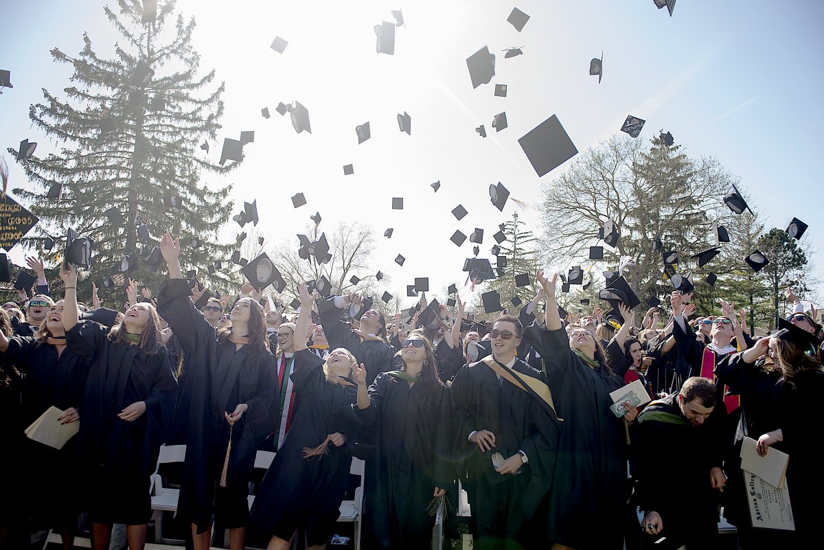 AdrianCollege's tweet photo. Congratulations to the Class of 2018!! #AdrianCollege #GDTBAB https://t.co/UXKHLUdDsH