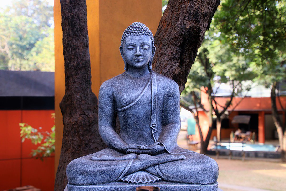 SleepwellTeam's tweet photo. If you are looking for a natural way to relieve #stress &amp; fight depression, #meditation could be a smart choice according to @guycounseling. https://t.co/f88D6QB4HC #mentalhealth https://t.co/s878VnvayU