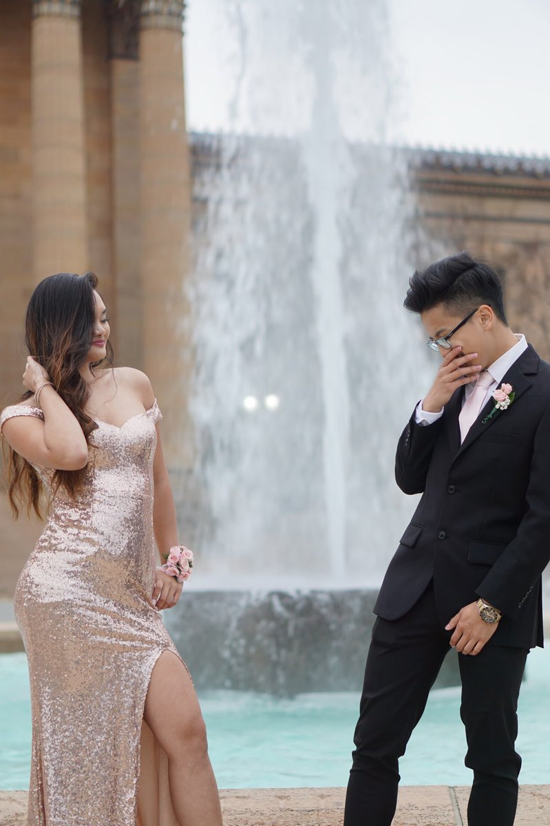 _Based_Queen_'s tweet image. Get you someone that will look at you like this #prom2k18 #prom