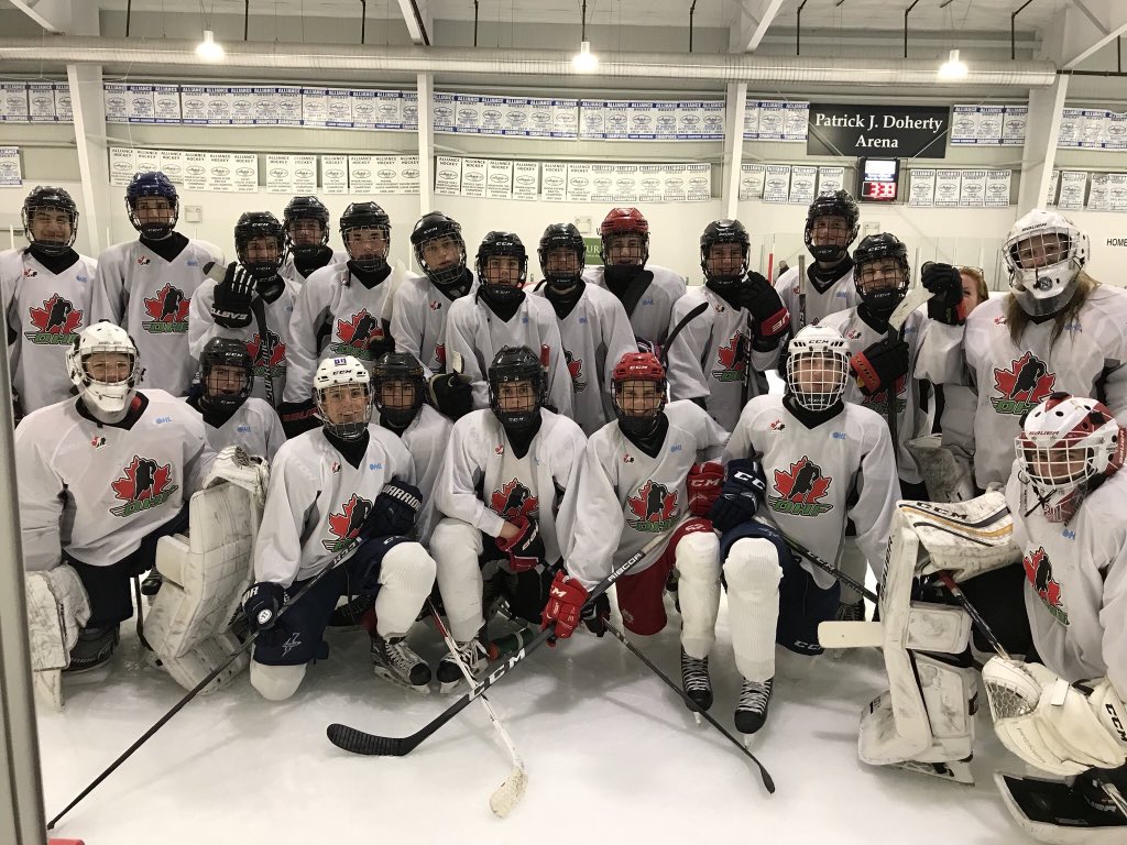 bubbaricker's tweet photo. Another great weekend with @OHAhockey1 @OHLHockey @HockeyCanada @GatoradeCanada U15s #developingpros #developingcoachs THANKS https://t.co/uWU2oLWLzt