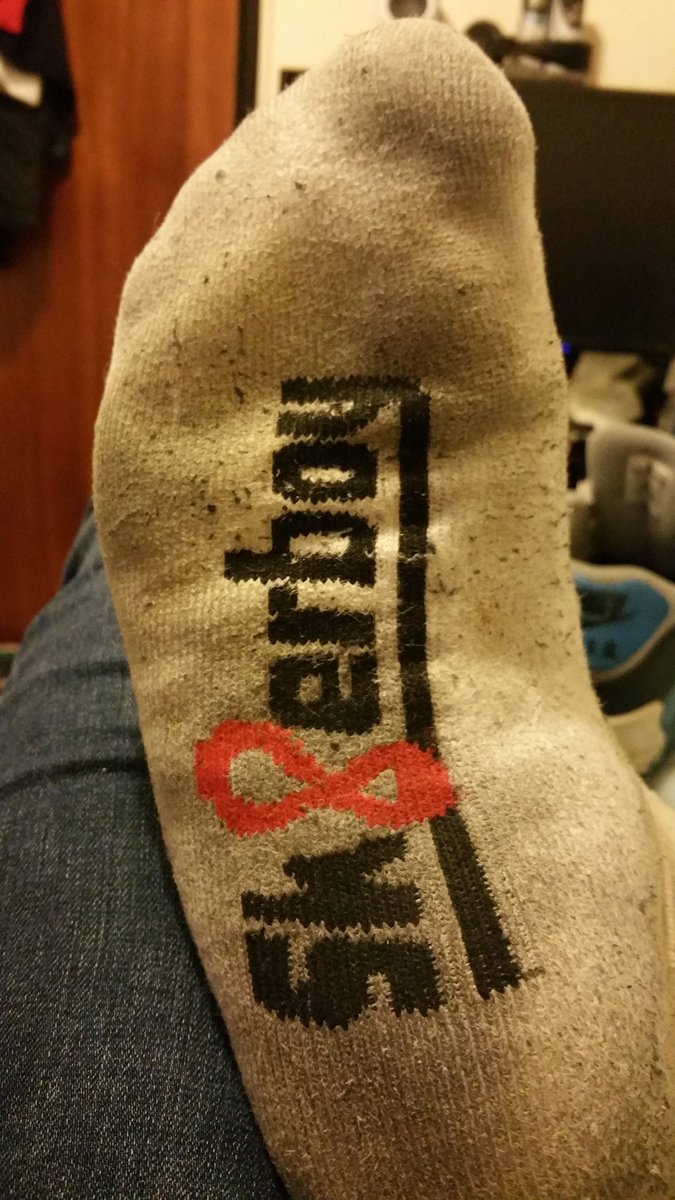 StinkyMaleSocks's tweet photo. End of Day 18 #3WeeksStraightSocks, 3 more days of work to go, 12hrs Mon too! Don't they look good? Come on guys, who wants to get down there?..& let the smell fill your senses, hot, fresh & moist..DM me lads #footfetish #dirtysocks #sweatysocks #gaysocks #sk8erboy 😈😷😷😜👃💦 https://t.co/om3rMaMci2