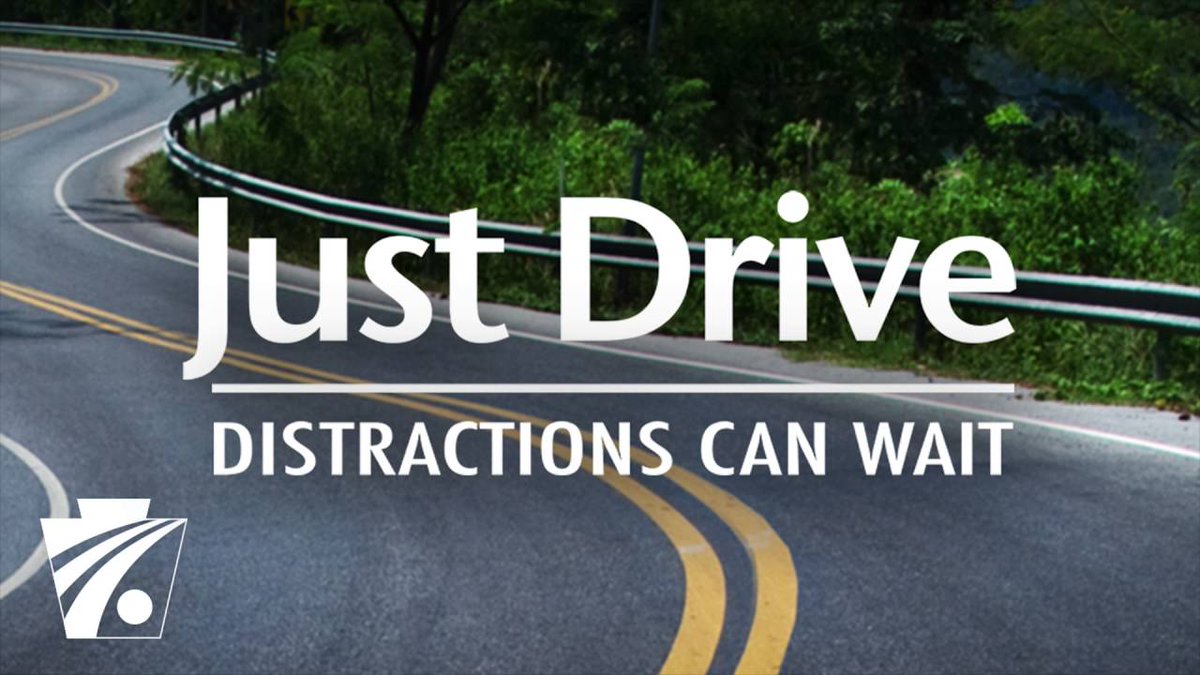 Stalkerradar's tweet photo. #justdrive #stalkerradar and #coptrax remind you that every year in the United States an accident involving drivers using their cell phones and texting occurs about once every 30 seconds. https://t.co/xSbcvVl19M