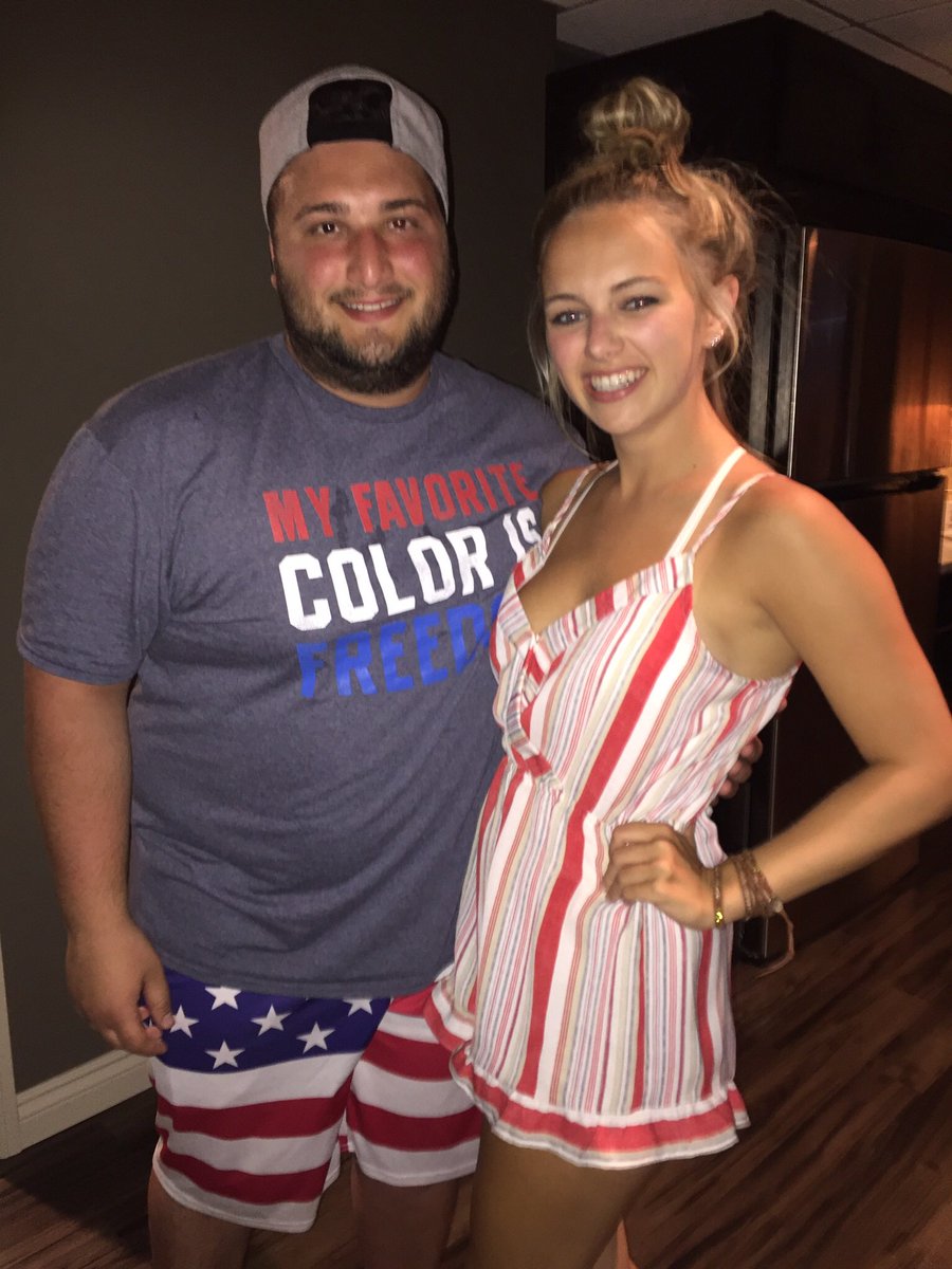 ross_orsini's tweet photo. Happy birthday @catherinetrox can't wait to see you this summer 🎉❤️ https://t.co/cRBNsoDVSw