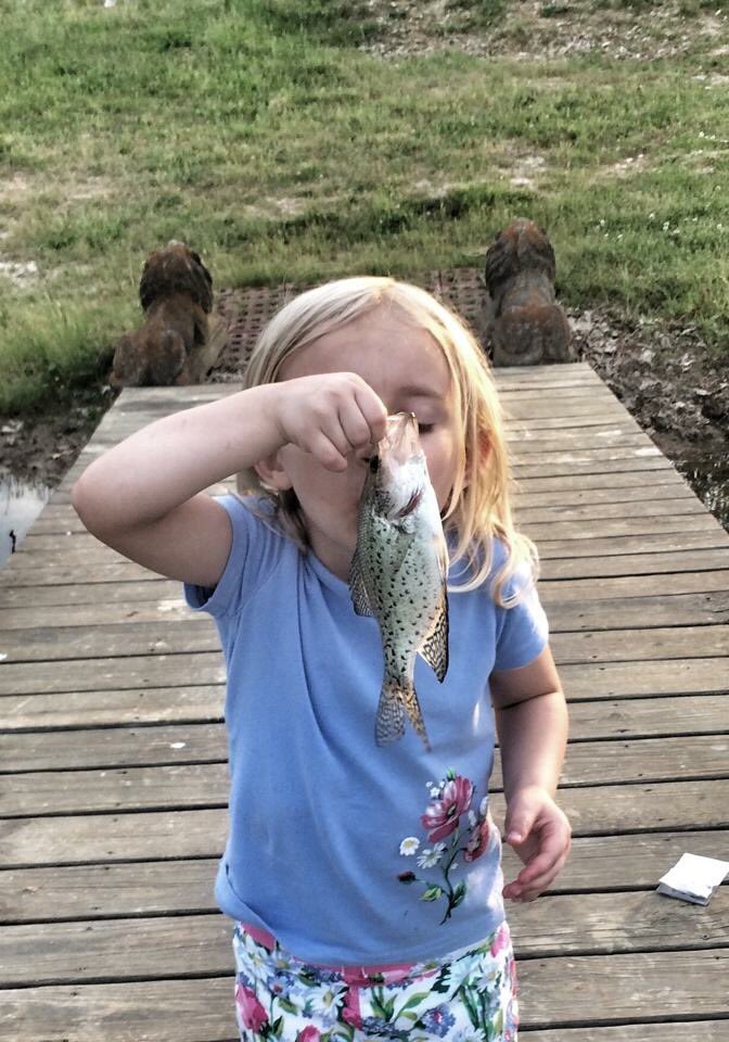 ReedRods's tweet photo. I guess the better question is which is the second best because my daughter would be number 1. 4 years old casting a spinning reel on her own. #girlsfishtoo https://t.co/yJYvdyeOrd