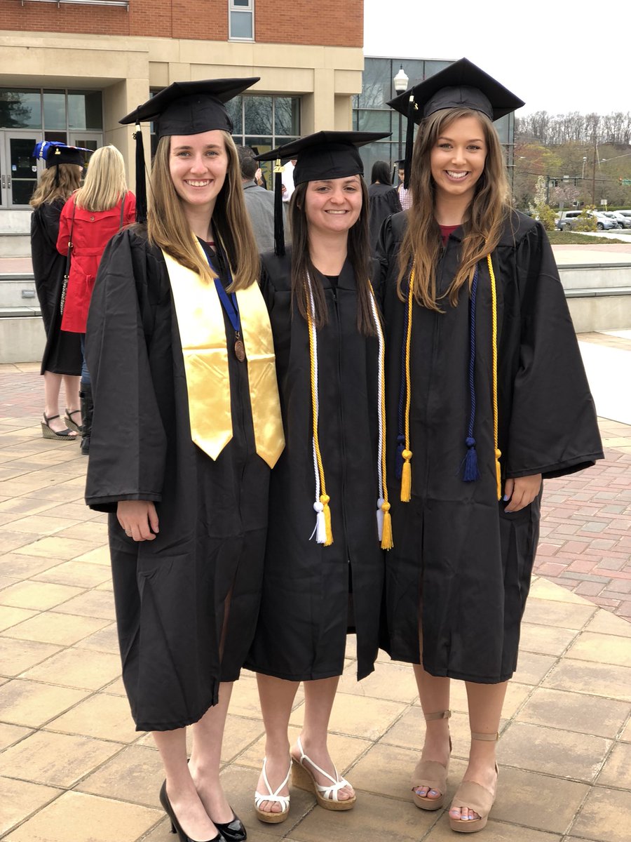 SCSU_WLAX's tweet photo. Seniors Carolynn Keal, Taylor Portelinha, and Hailey Nelson at Honors Convocation this evening! #SooOooOoSmart 🤓📚🦉 https://t.co/7676NXlXxN